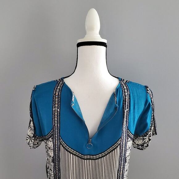 Express Graphic Short Sleeve Shift Dress Size S Petite - Picture 5 of 9